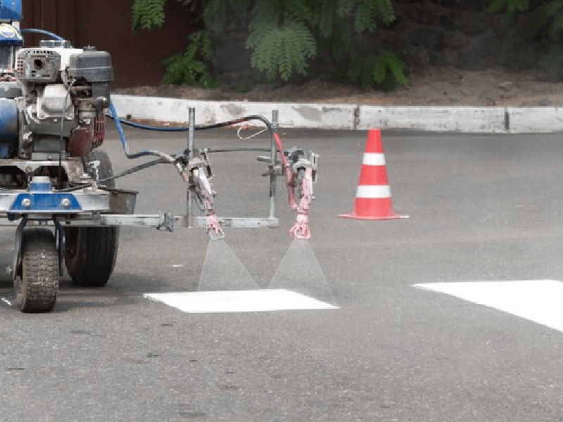 parking lot striping machine